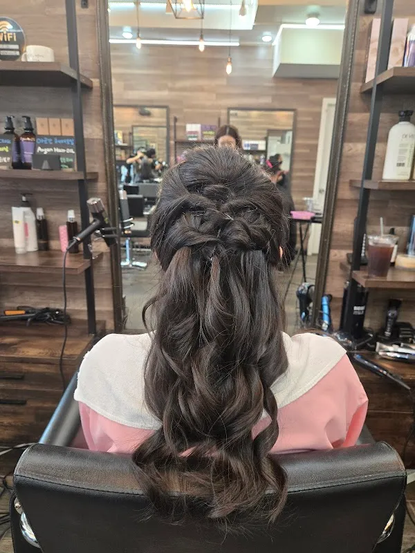 Si Seung Hee Hair Salon