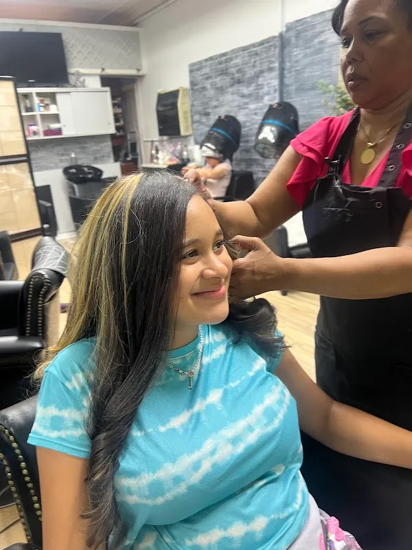 Selenny Beauty Salon