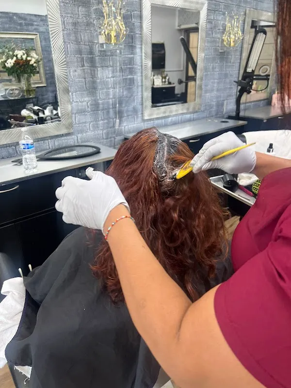 Selenny Beauty Salon