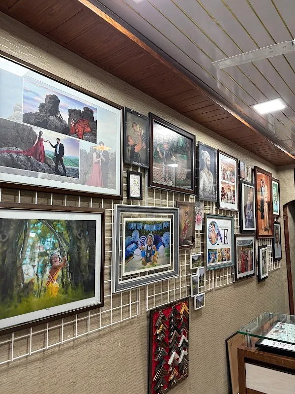 Prabhat Photo Studio