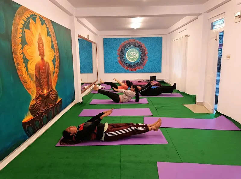 Utkrisht yoga (yoga class in shimla, meditation classes, meditation near me, yoga classes near me, top yoga classes, best yoga classes, yoga instructor, home yoga instructor, yoga and Meditation)