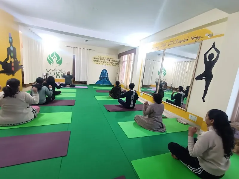 Utkrisht yoga (yoga class in shimla, meditation classes, meditation near me, yoga classes near me, top yoga classes, best yoga classes, yoga instructor, home yoga instructor, yoga and Meditation)
