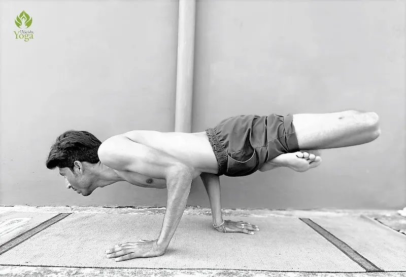 Utkrisht yoga (yoga class in shimla, meditation classes, meditation near me, yoga classes near me, top yoga classes, best yoga classes, yoga instructor, home yoga instructor, yoga and Meditation)