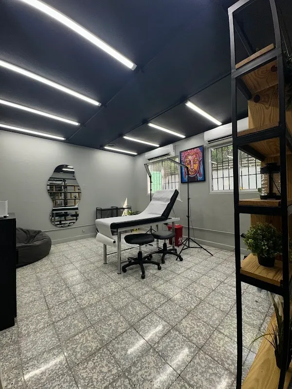 TOP TATTOO STUDIO AND SUPPLY
