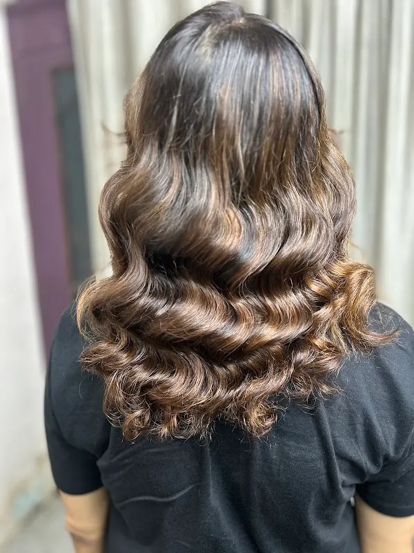 Hemangi’s Impulse Makeover Salon For Ladies