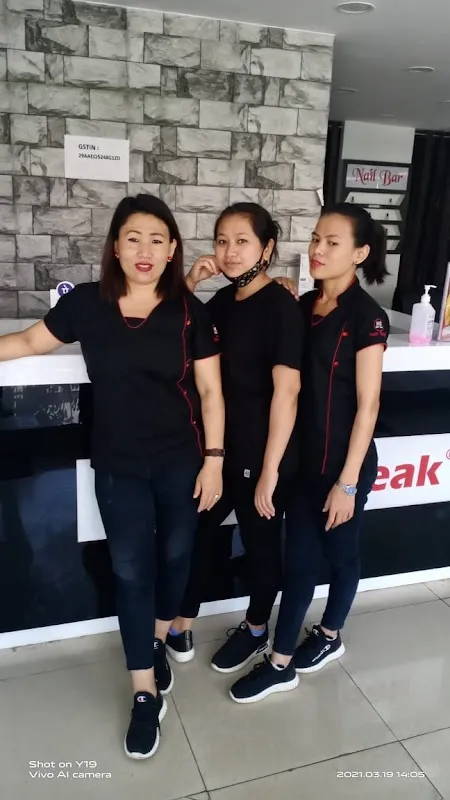JK Hair Trends Spa & Salon