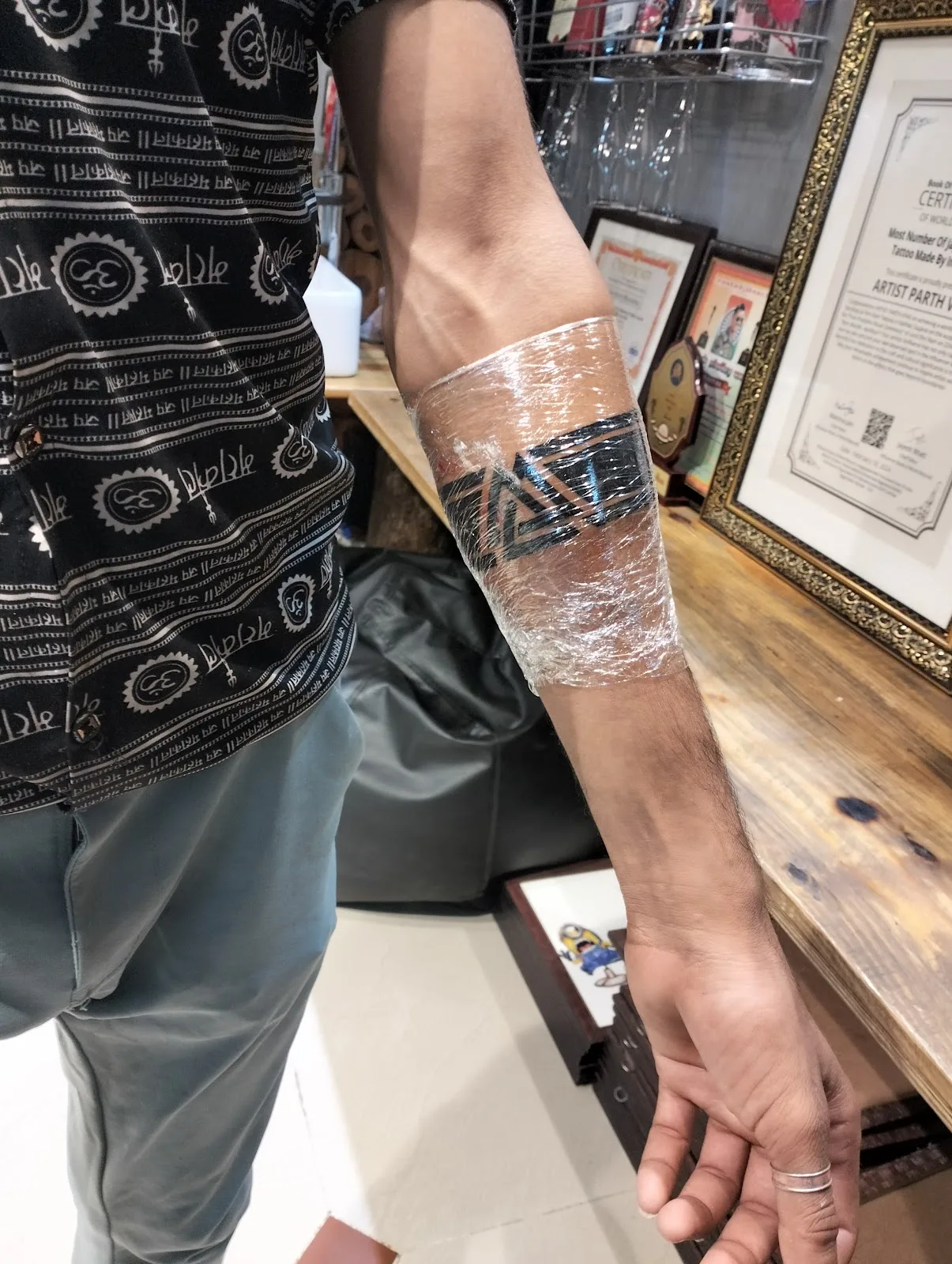 Tattoo Lover's The Tattoo & Art Studio