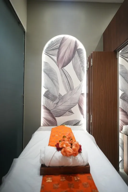Azurro Spa In vashi