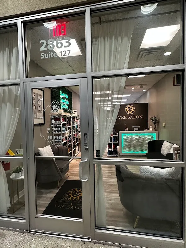 Vee Salon