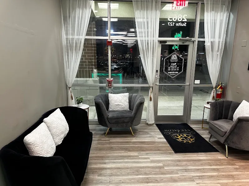 Vee Salon