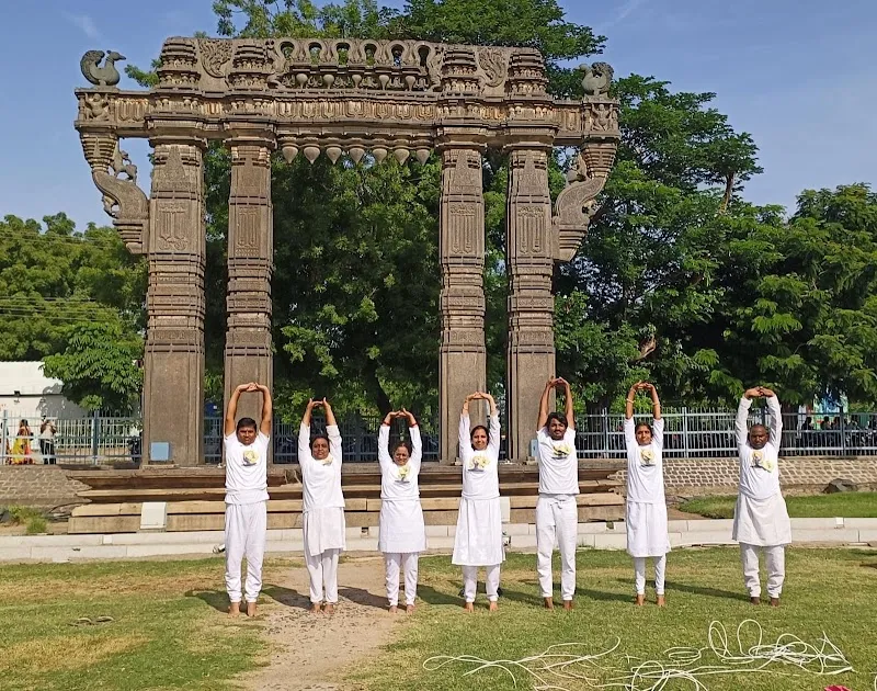 Guru Nilayam Art Of Living Center