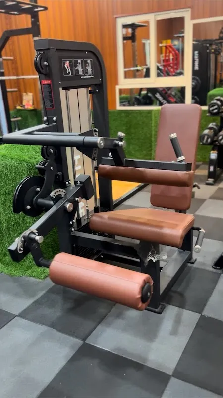 Coach Chandra the fitness studio