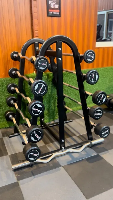 Coach Chandra the fitness studio