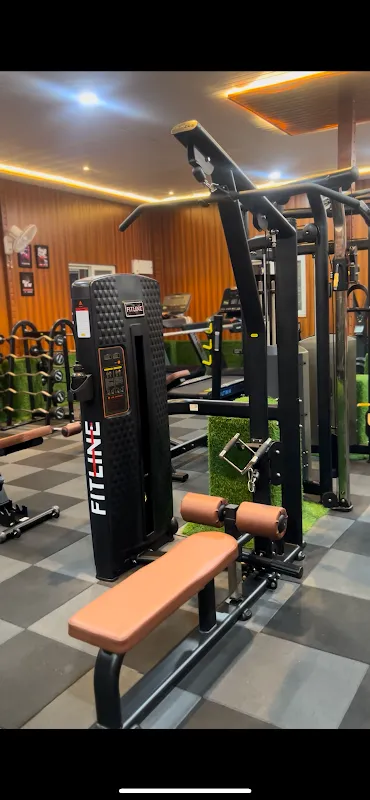 Coach Chandra the fitness studio