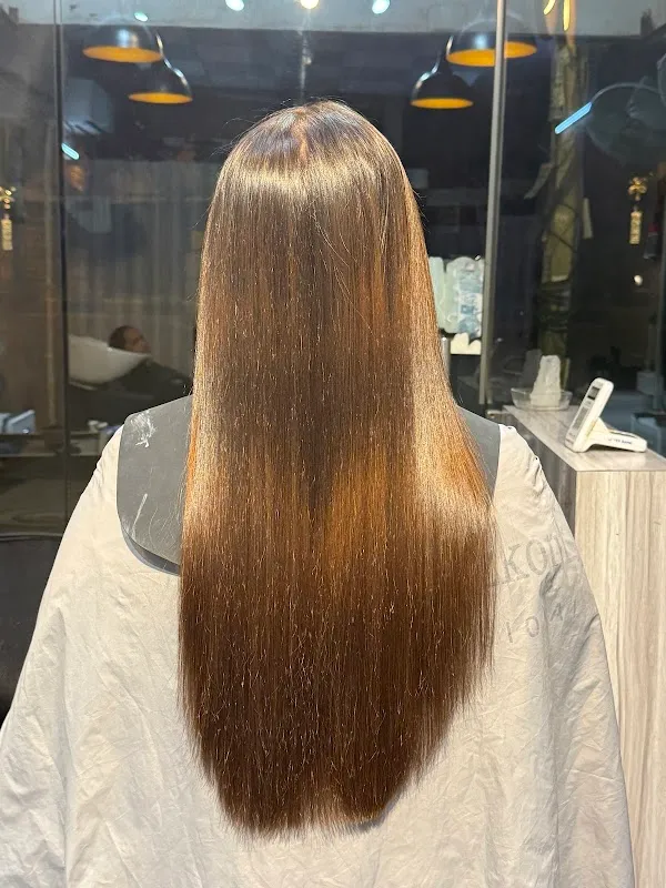 Hair Signature Unisex Salon And Academy