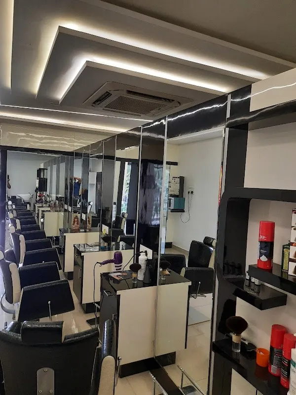 Experts Salon (Family's Hair & Beauty Salon)