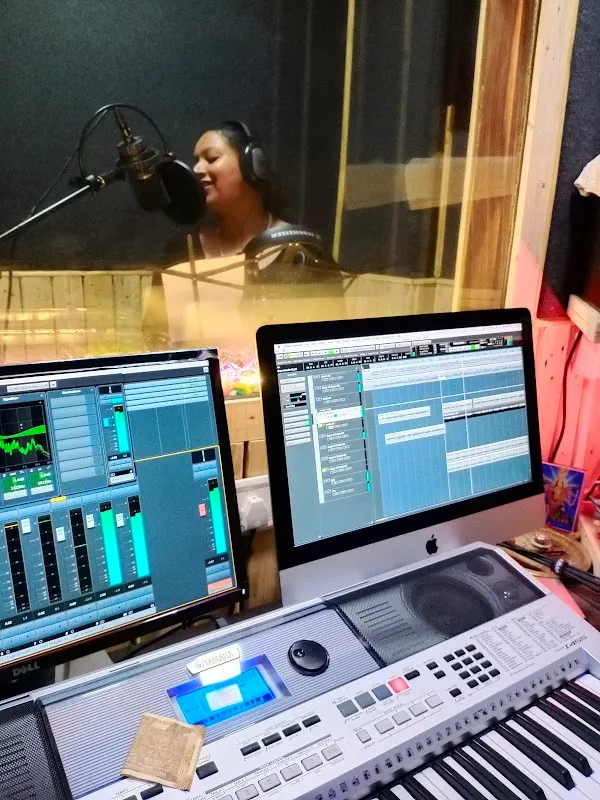 MS RECORDING STUDIO