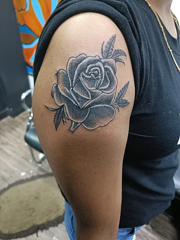 Gunjan tattoo studio