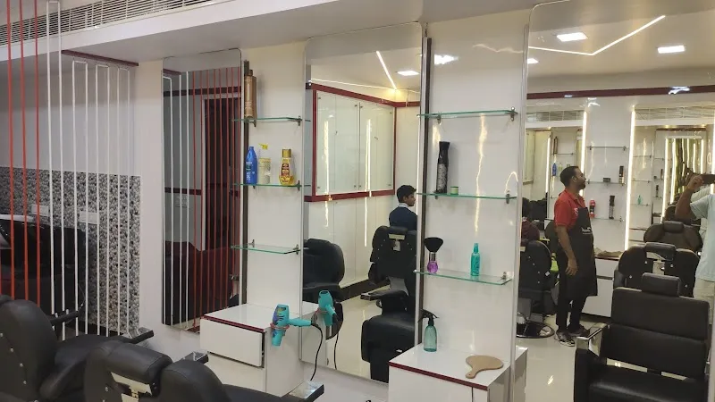 Royal touch spa&saloon