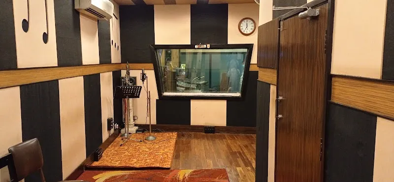 Studio Vibrations