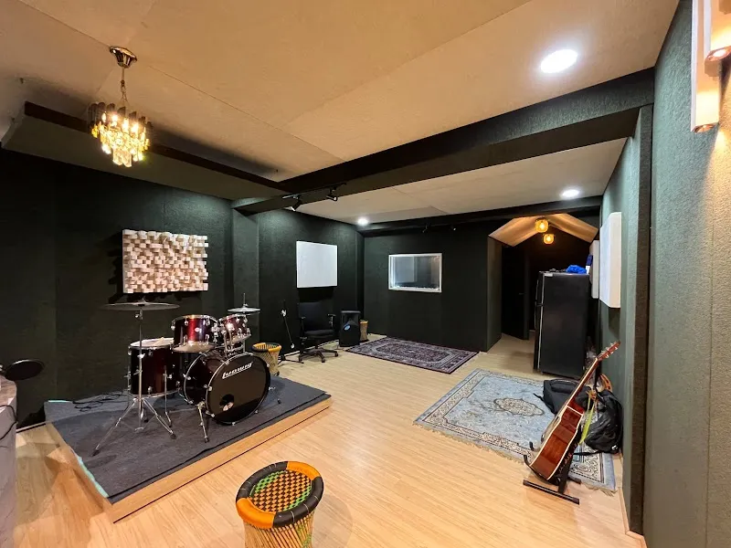 Unplugged Delhi.Studio