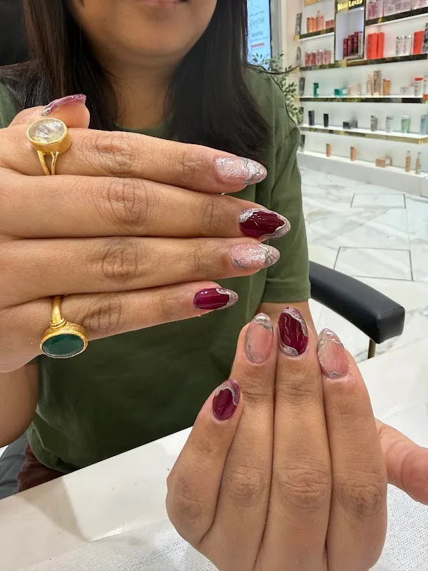 LookWell Salon - Hiranandani Meadows, Thane