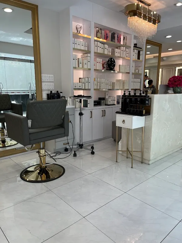 Bon Bon Salon