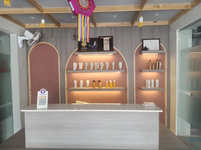 Nikki's Unisex Salon