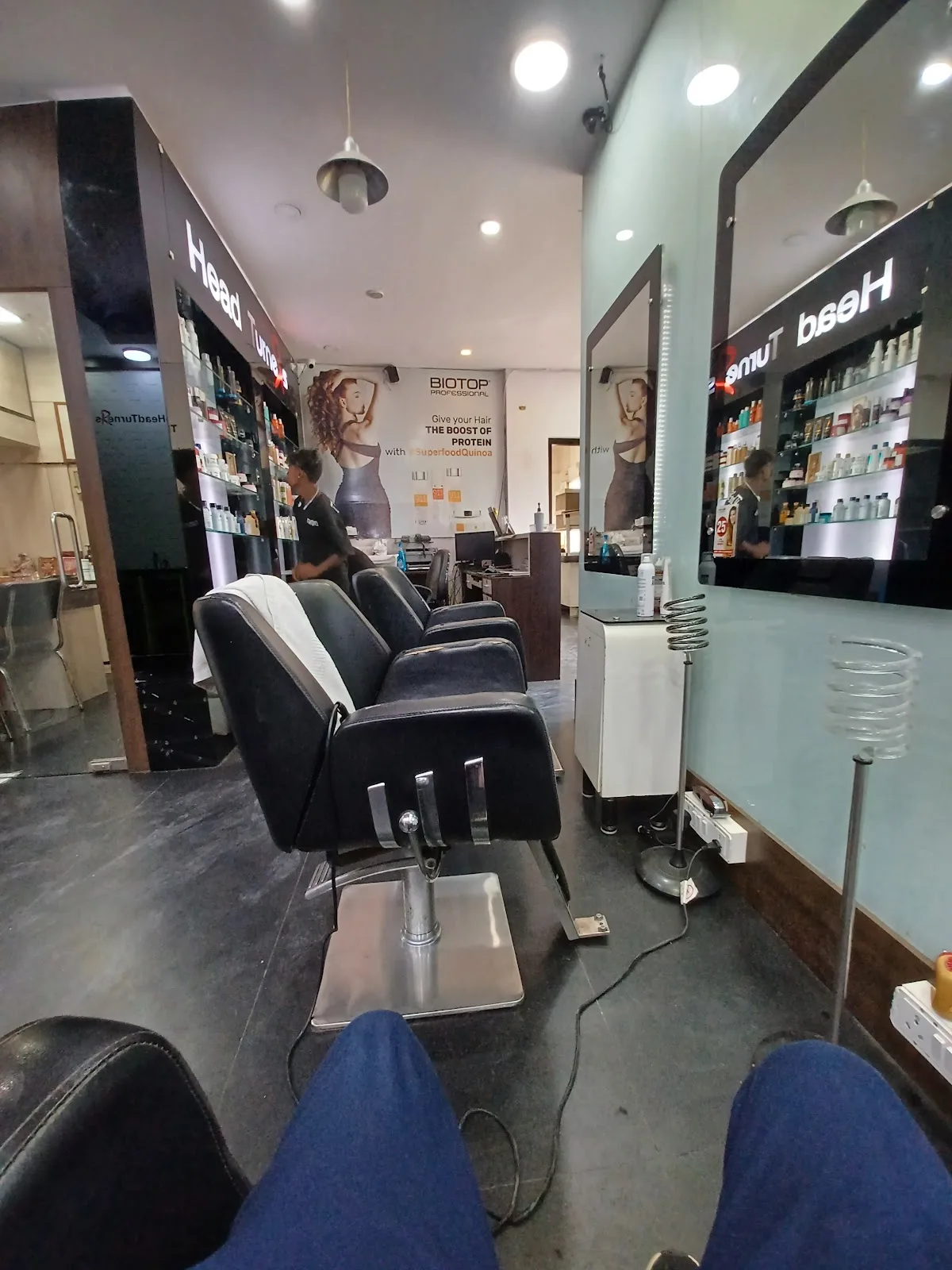 Head Turners Salon - G.S. Road