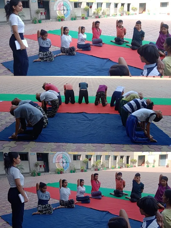 Divine Moon Yoga