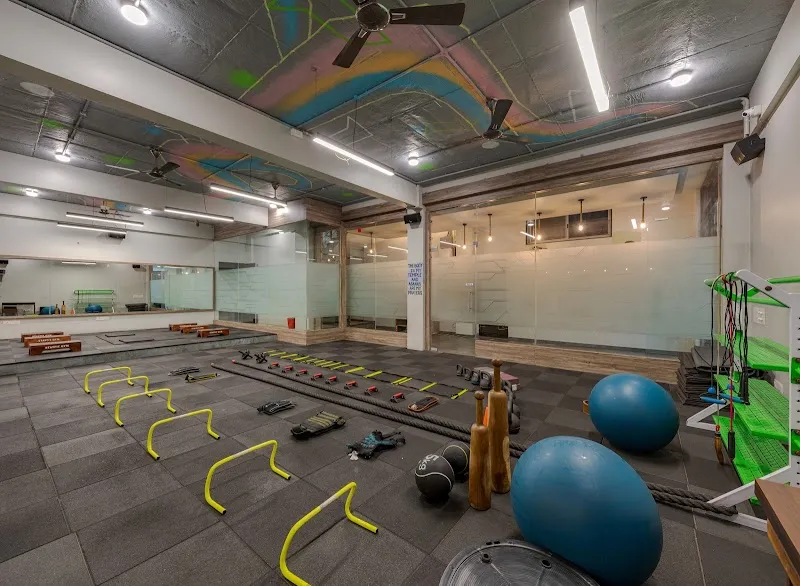 Stayfit (Gym & Fitness Club)