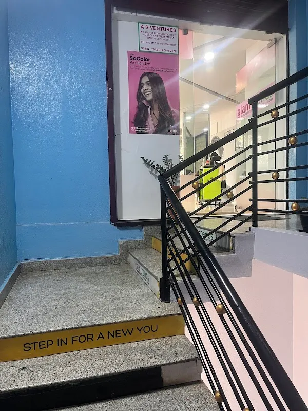 Glam Trends Unisex Hair & Beauty Salon