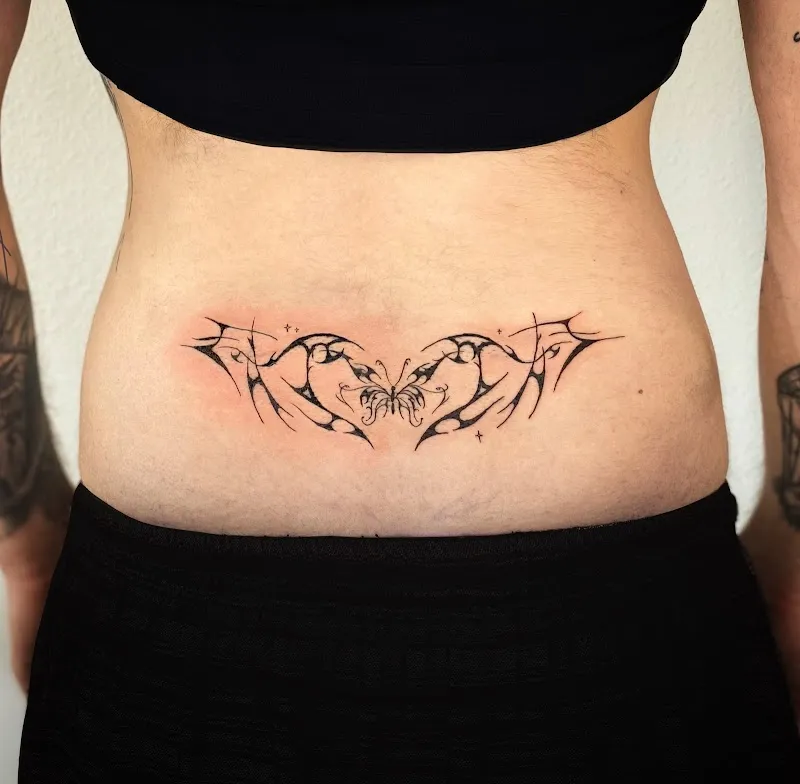 Tattoo Studio Scuro