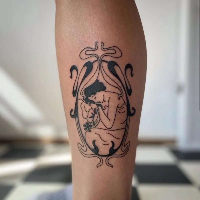 Tattoo Studio Scuro