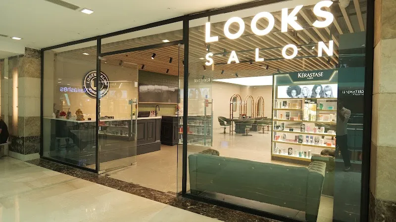 Looks Salon, Ambience Mall, Gurugram