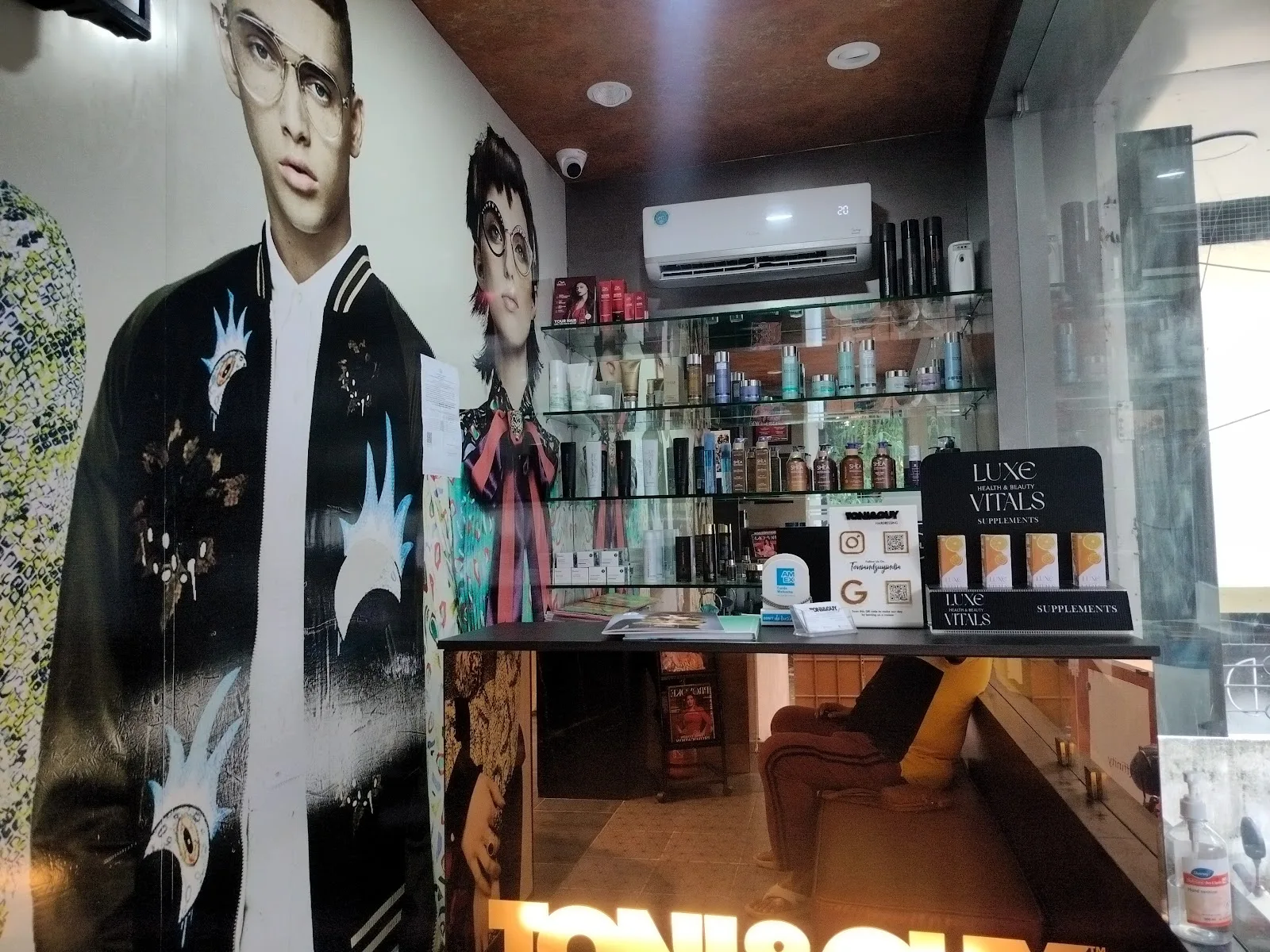 Toni&Guy Hairdressing, Vepery