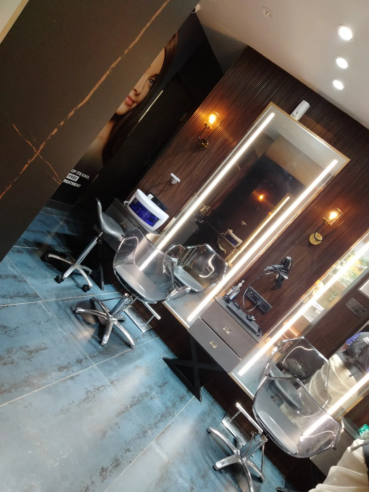 Toni&Guy Hairdressing, Vepery