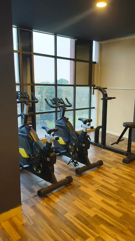 SR Fitness GYM