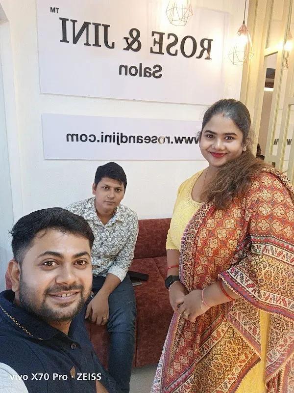 Rose & Jini Unisex Salon