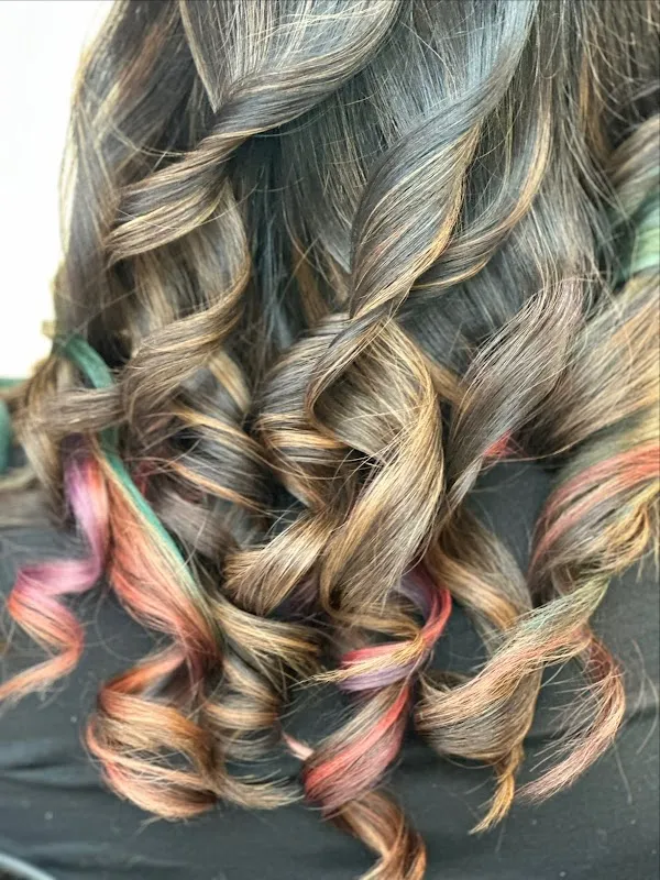 Lorna's Makeover Unisex Salon & Academy