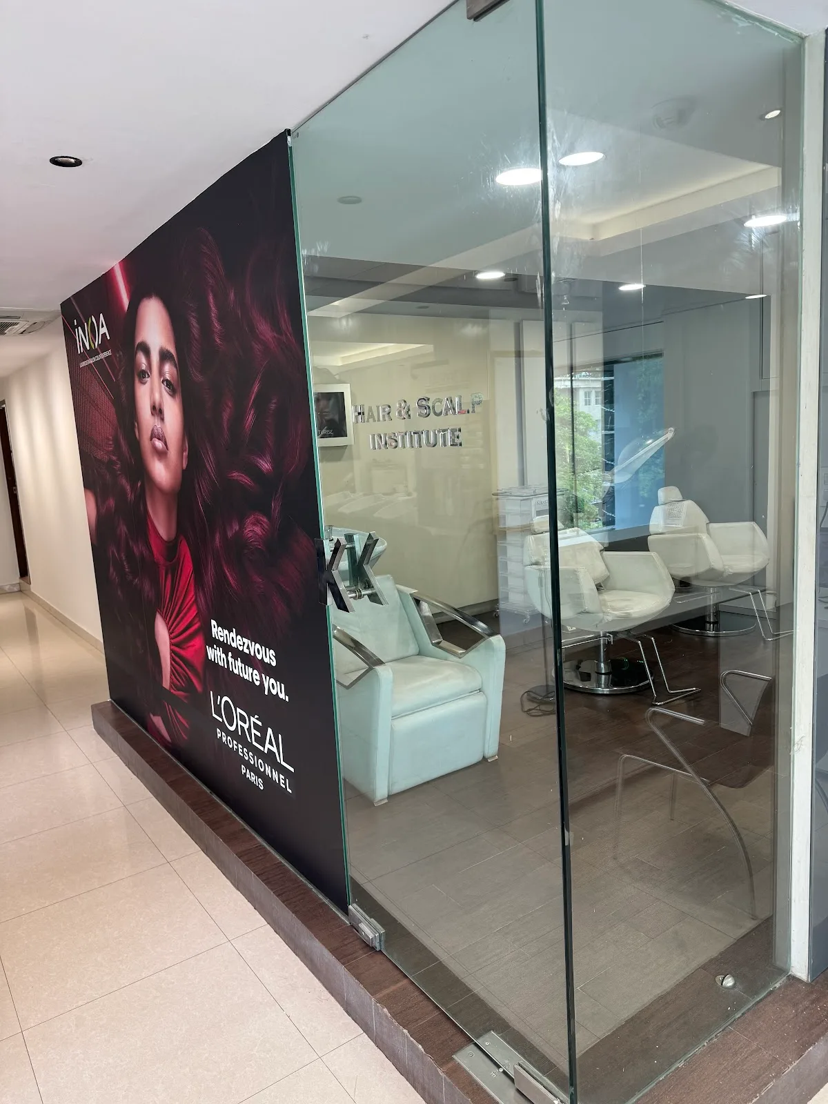 Nuvaa Unisex Salon & Makeup Studio