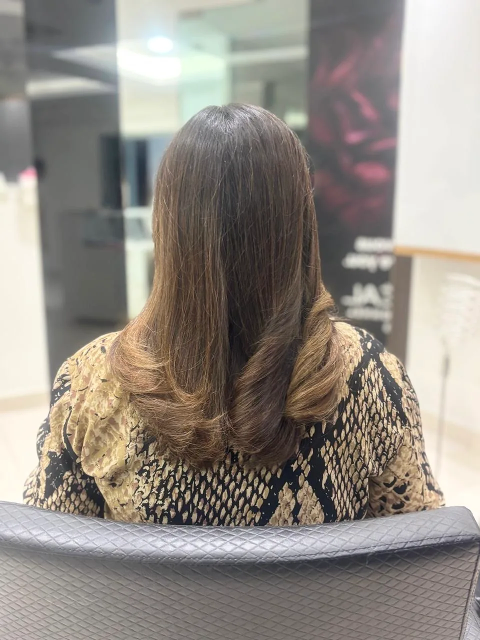 Nuvaa Unisex Salon & Makeup Studio