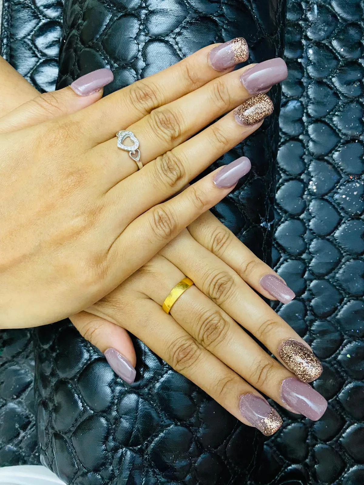 Zenzi Unisex Salon Mogappair