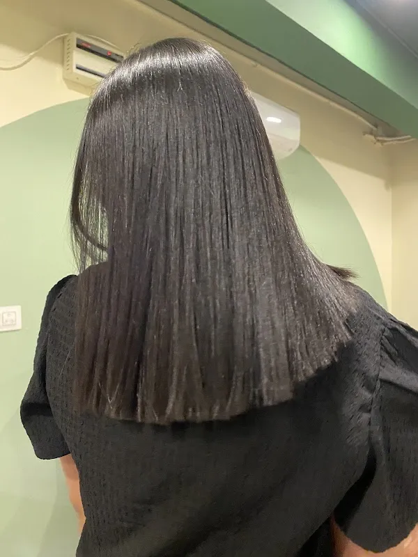 NAVISH LUXURY SALON