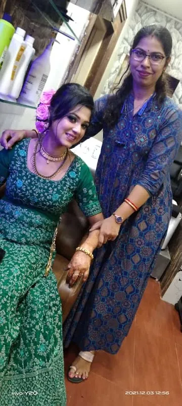 Deep's salon and makeup studio