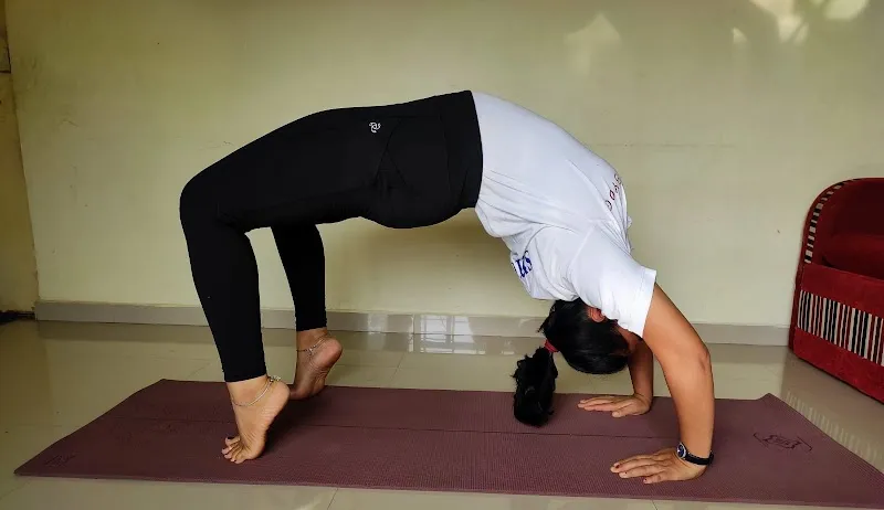New Aura Health & Fitness Institute | Yoga Classes in Kharghar Navi Mumbai