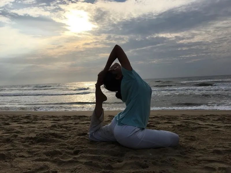 Yoga Varna - (Registered Yoga Teacher's Training School)