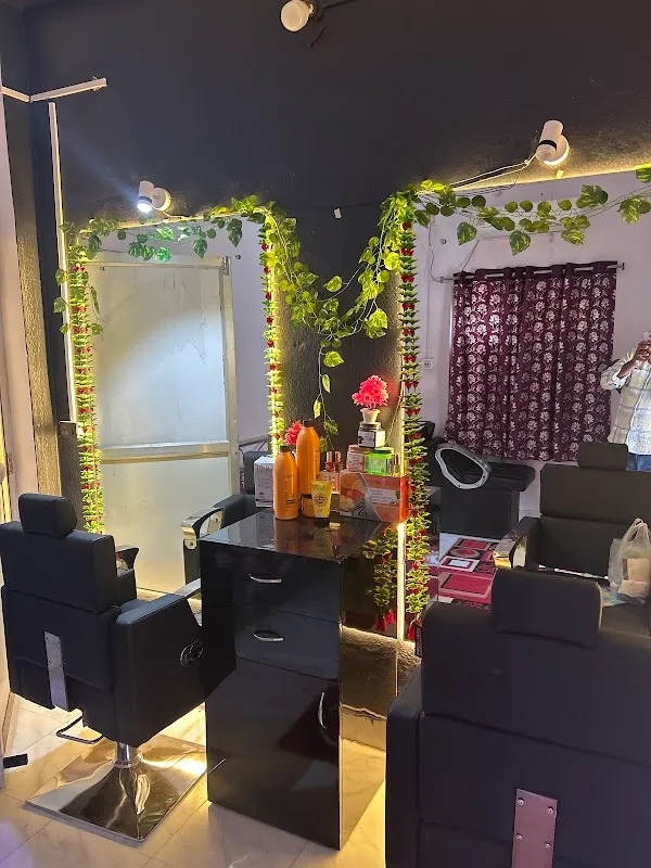 HeartBeat Beauty Unisex Saloon