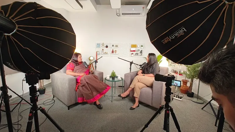 D Podcast Studio