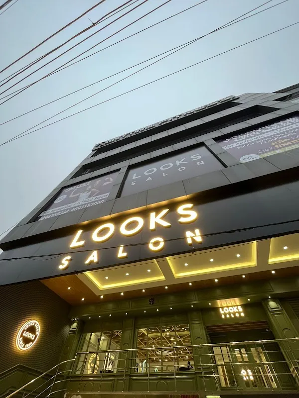 Looks Salon, Civil Lines, Ludhiana